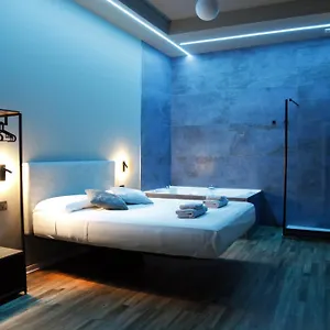 Unique Trastevere Apartment Rome